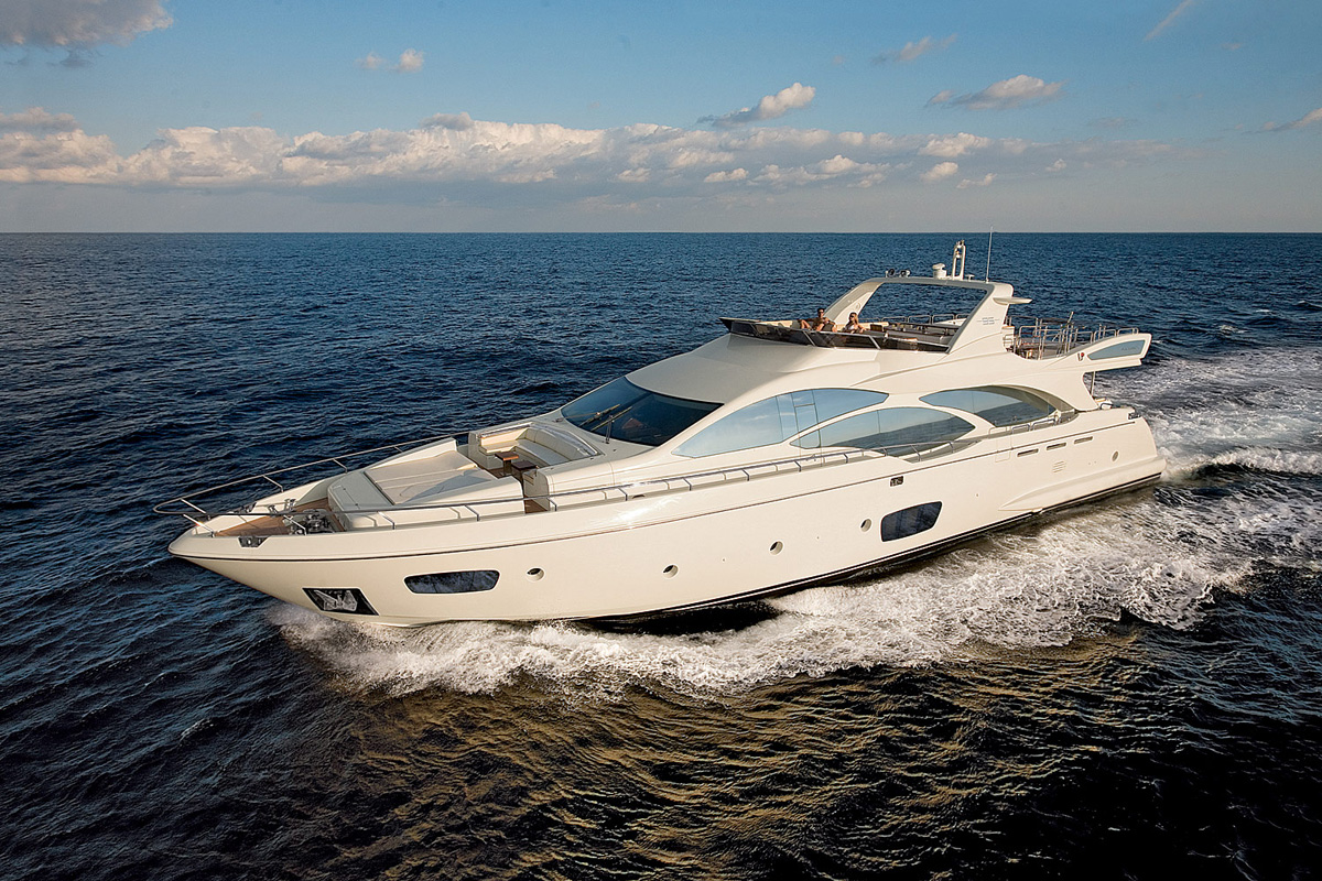 100 Azimut Yacht