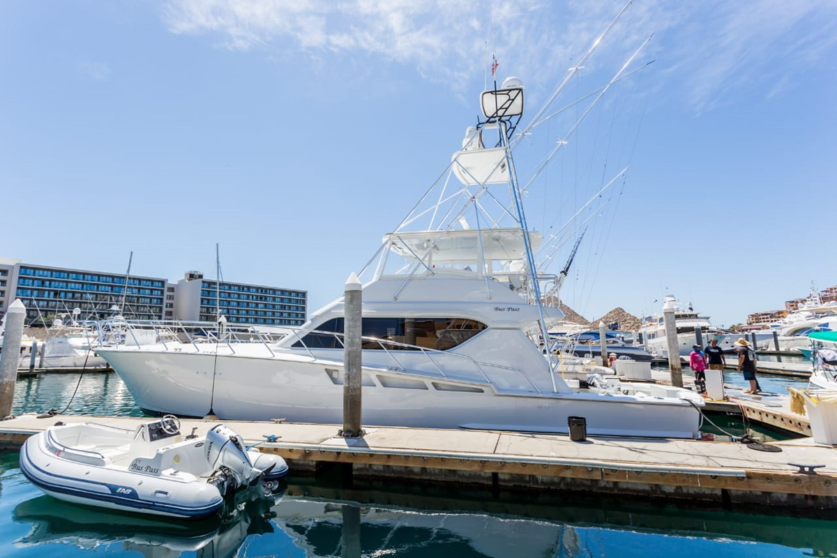 70 Hatteras Sport fishing Yacht